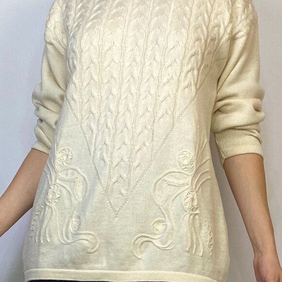 Vintage 1980s SOPHISTICATED CABLE Knit WOOL Sweater! Medium, Made in Italy - Picture 6 of 9
